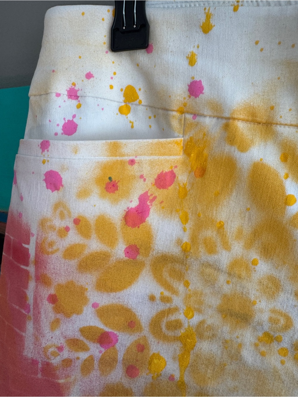 Custom Hand Painted White Capris Size 14 Wearable Artsy - Picture 11 of 13